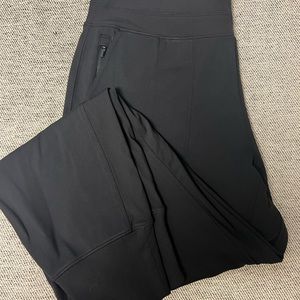 Athleta Venice, black joggers